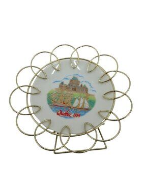Giftcraft Quebec Canada 1984 Plate with Metal Holder Japan 80s Vintage 4.5"